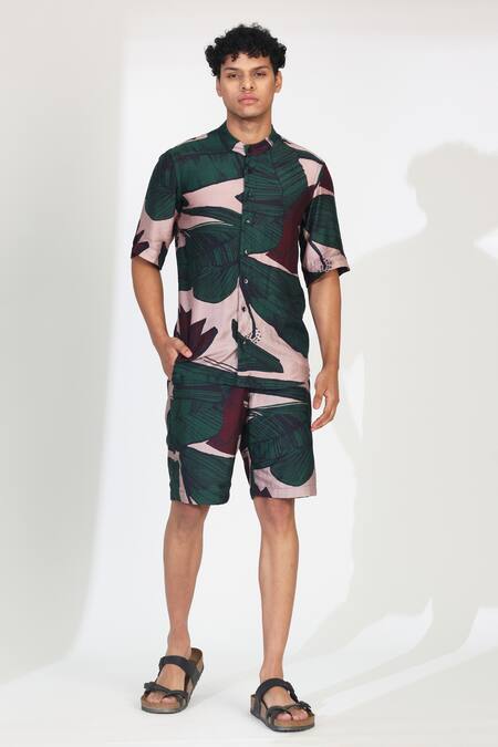 Buy Koai Green Cotton, Silk Leaf Pattern Shorts Online at Aza Fashions Buy_Koai_Green Cotton, Silk Leaf Pattern Shorts _Online_at_Aza_Fashions