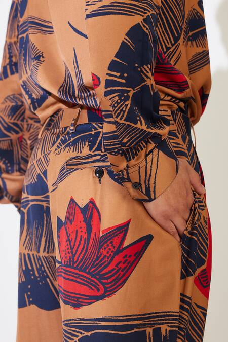 Shop Koai Beige Twill Flower Pattern Pant Online at Aza Fashions Shop_Koai_Beige Twill Flower Pattern Pant _Online_at_Aza_Fashions