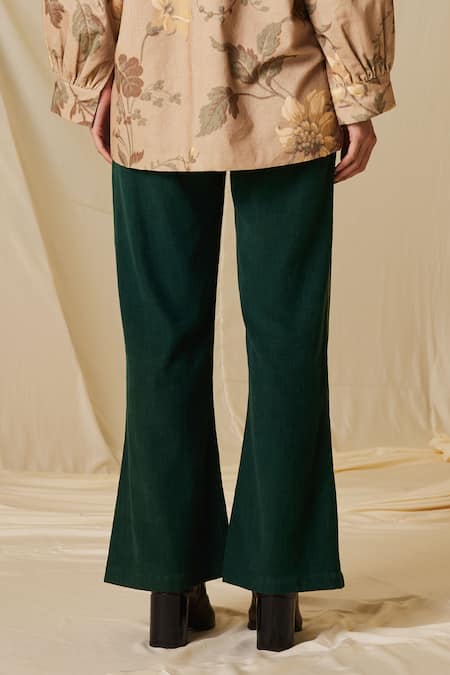 Fitted Flare Pants Green | Dynamite