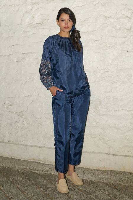 Buy Ayaka Blue Cotton, Viscose Embroidery Round Neck Navy Hand Block Print Sleeve Top Online at Aza Fashions Buy_Ayaka_Blue Cotton, Viscose Embroidery Round Neck Navy Hand Block Print Sleeve Top _Online_at_Aza_Fashions