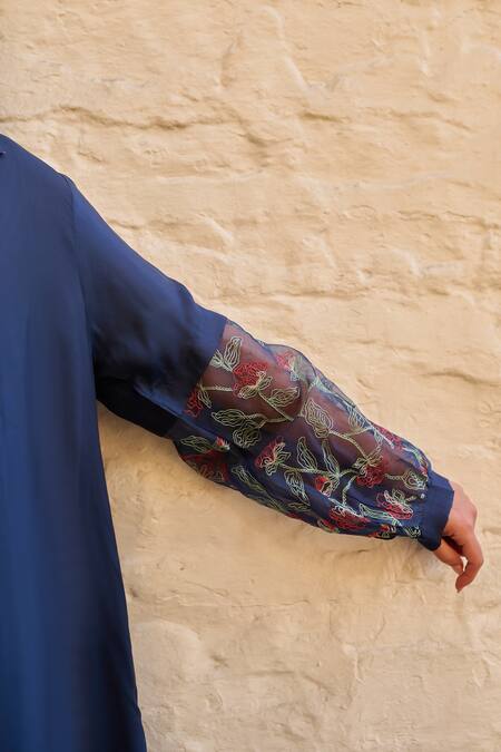 Ayaka Blue Cotton, Viscose Embroidery Collared Navy Floral Sleeve Tunic at Aza Fashions Ayaka_Blue Cotton, Viscose Embroidery Collared Navy Floral Sleeve Tunic _at_Aza_Fashions