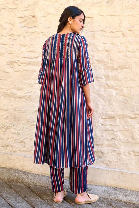 Shop Ayaka Blue Linen, Viscose Embroidery Round Neck Cheryl Stripe Pattern Kurta at Aza Fashions Shop_Ayaka_Blue Linen, Viscose Embroidery Round Neck Cheryl Stripe Pattern Kurta _at_Aza_Fashions