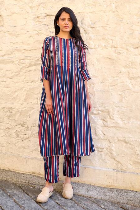 Ayaka Blue Linen, Viscose Embroidery Round Neck Cheryl Stripe Pattern Kurta Online at Aza Fashions Ayaka_Blue Linen, Viscose Embroidery Round Neck Cheryl Stripe Pattern Kurta _Online_at_Aza_Fashions