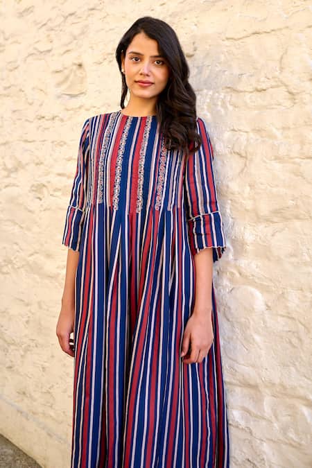 Ayaka Blue Linen, Viscose Embroidery Round Neck Cheryl Stripe Pattern Kurta at Aza Fashions Ayaka_Blue Linen, Viscose Embroidery Round Neck Cheryl Stripe Pattern Kurta _at_Aza_Fashions