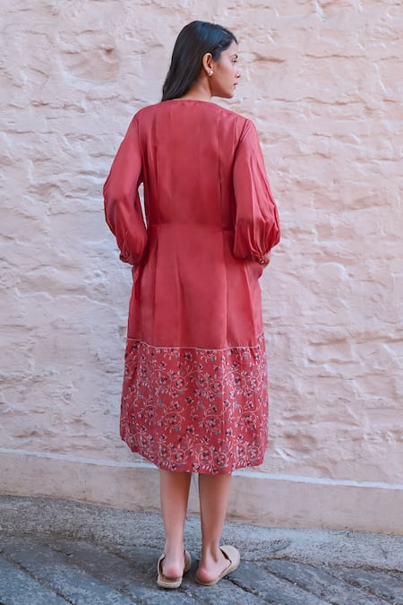 Shop Ayaka Red Cotton, Viscose Round Neck Ethel Box Pleated Dress at Aza Fashions Shop_Ayaka_Red Cotton, Viscose Round Neck Ethel Box Pleated Dress _at_Aza_Fashions