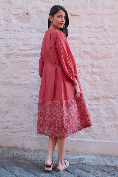 Shop Ayaka Red Cotton, Viscose Round Neck Ethel Box Pleated Dress Online at Aza Fashions Shop_Ayaka_Red Cotton, Viscose Round Neck Ethel Box Pleated Dress _Online_at_Aza_Fashions
