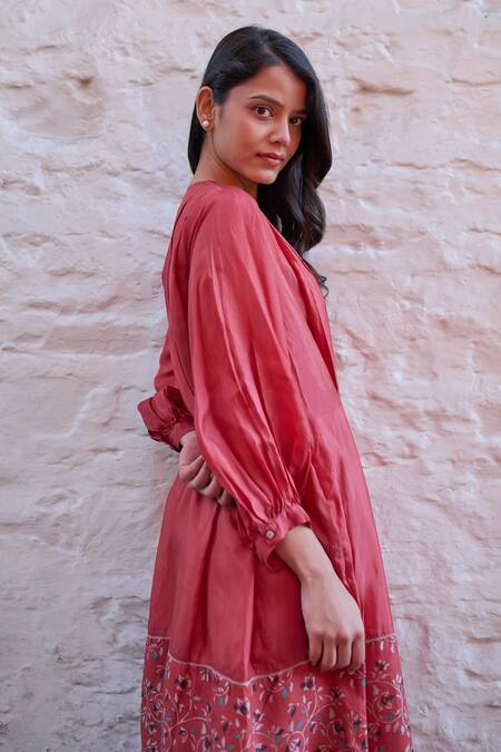 Ayaka Red Cotton, Viscose Round Neck Ethel Box Pleated Dress at Aza Fashions Ayaka_Red Cotton, Viscose Round Neck Ethel Box Pleated Dress _at_Aza_Fashions