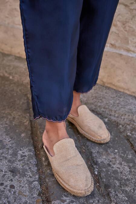 Buy Ayaka Blue Viscose Carly Solid Pant Online at Aza Fashions Buy_Ayaka_Blue Viscose Carly Solid Pant _Online_at_Aza_Fashions