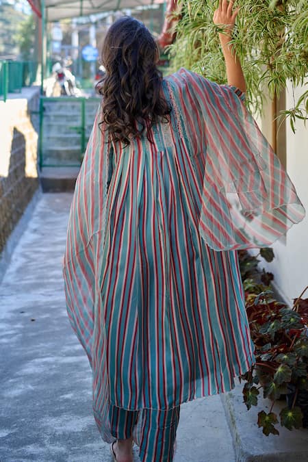 Shop Ayaka Blue Silk Organza Stripe Pattern Dupatta at Aza Fashions Shop_Ayaka_Blue Silk Organza Stripe Pattern Dupatta _at_Aza_Fashions