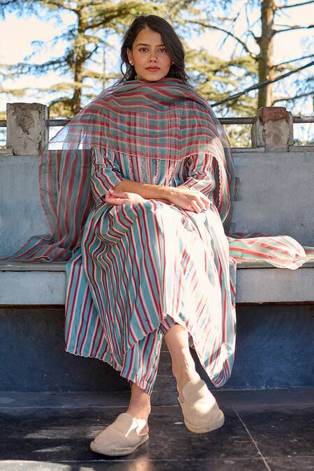 Buy Ayaka Blue Silk Organza Stripe Pattern Dupatta Online at Aza Fashions Buy_Ayaka_Blue Silk Organza Stripe Pattern Dupatta _Online_at_Aza_Fashions