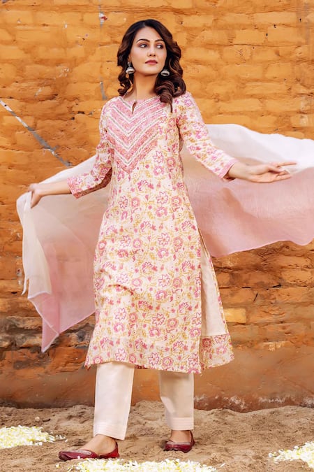 Shop Missprint Beige Chanderi, Cotton, Kota Doria Sequins, Farah Printed Kurta Pant Set at Aza Fashions Shop_Missprint_Beige Chanderi, Cotton, Kota Doria Sequins, Farah Printed Kurta Pant Set _at_Aza_Fashions