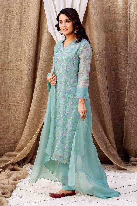 Buy Missprint Green Organza, Cotton Embroidery V-neck Floral Hand Block Print Kurta Pant Set Online at Aza Fashions Buy_Missprint_Green Organza, Cotton Embroidery V-neck Floral Hand Block Print Kurta Pant Set _Online_at_Aza_Fashions