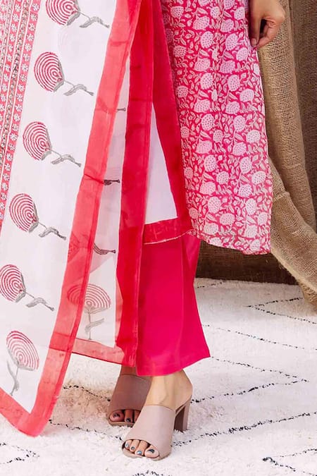Buy Missprint Maroon Organza, Cotton Floral Hand Block Print Straight Kurta Pant Set Online at Aza Fashions Buy_Missprint_Maroon Organza, Cotton Floral Hand Block Print Straight Kurta Pant Set _Online_at_Aza_Fashions