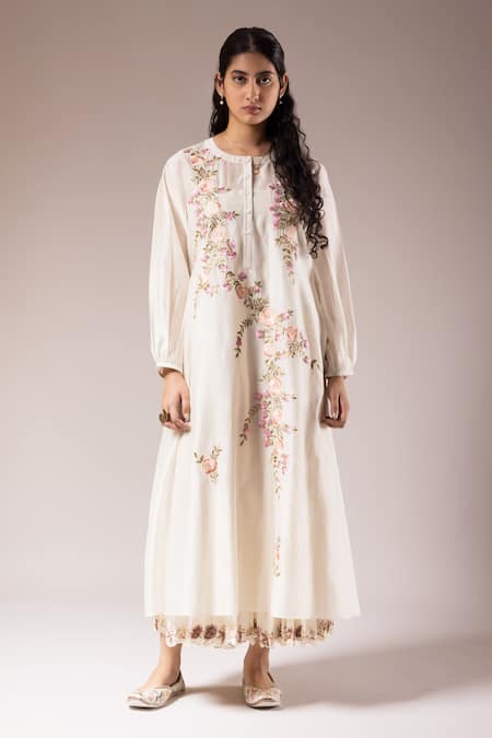 PRAMA BY PRATIMA PANDEY Ivory Silk Chanderi Embroidery Parsi Petunia Kurta With Inner Dress  