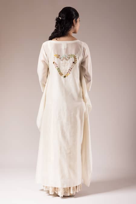 Shop Prama By Pratima Pandey Ivory Silk Chanderi Embroidery Vine Boat Neck Kurta With Inner Dress at Aza Fashions Shop_Prama By Pratima Pandey_Ivory Silk Chanderi Embroidery Vine Boat Neck Kurta With Inner Dress _at_Aza_Fashions