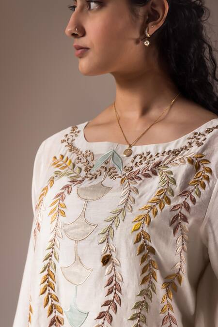 Prama By Pratima Pandey Ivory Silk Chanderi Embroidery Vine Boat Neck Kurta With Inner Dress Online at Aza Fashions Prama By Pratima Pandey_Ivory Silk Chanderi Embroidery Vine Boat Neck Kurta With Inner Dress _Online_at_Aza_Fashions