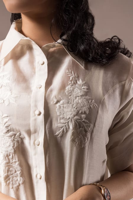 Prama By Pratima Pandey_Ivory Silk Chanderi Hand Painted Floral Collared Embroidered Dress  _Online_at_Aza_Fashions