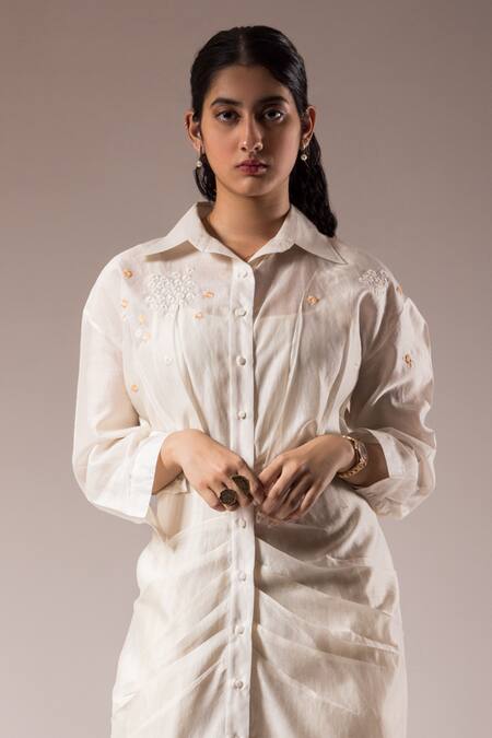 Prama By Pratima Pandey White Silk, Chanderi Embroidery Collared Dress With Inner Online at Aza Fashions Prama By Pratima Pandey_White Silk, Chanderi Embroidery Collared Dress With Inner _Online_at_Aza_Fashions