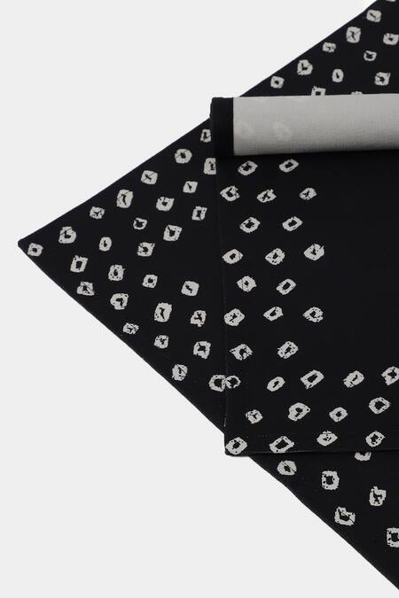 Buy Abraham And Thakore Ivory Marble Bandhani Pattern Cotton Napkin Online at Aza Fashions Buy_Abraham And Thakore_Ivory Marble Bandhani Pattern Cotton Napkin_Online_at_Aza_Fashions