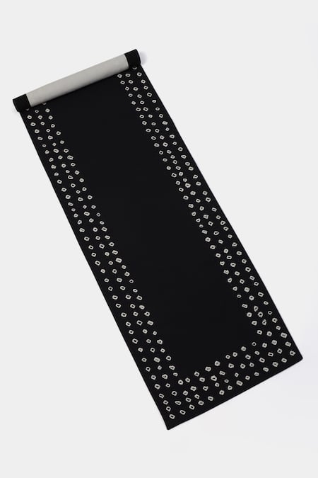 Abraham & Thakore Bandhani Pattern Table Runner 