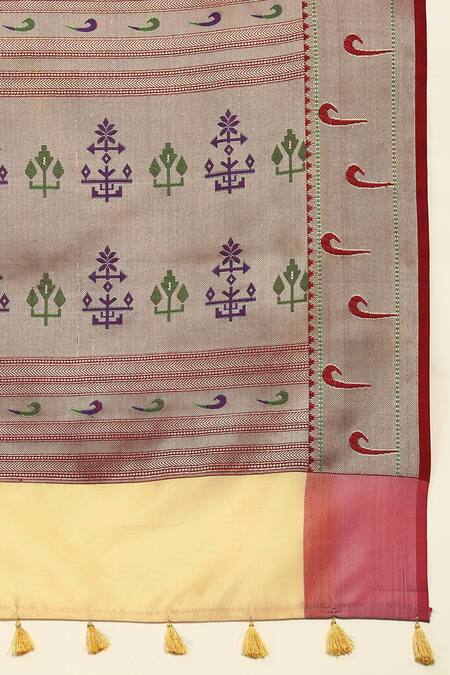 Sayisha Yellow Silk Printed Cow Leaf And Saree With Running Blouse at Aza Fashions Sayisha_Yellow Silk Printed Cow Leaf And Saree With Running Blouse_at_Aza_Fashions