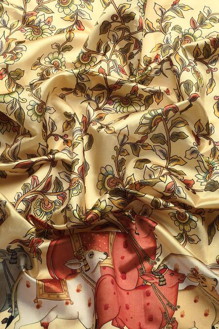 Buy Sayisha Yellow Silk Printed Cow Leaf And Saree With Running Blouse Buy_Sayisha_Yellow Silk Printed Cow Leaf And Saree With Running Blouse