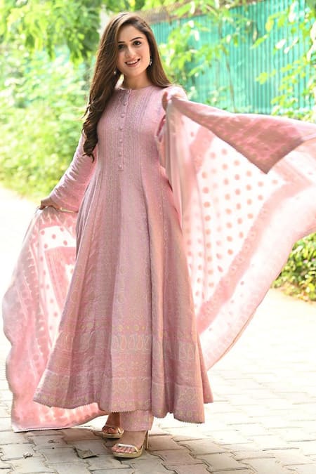 Shop Safaa Pink Vegan Silk Thread Notched Elaheh Chikankari Anarkali Set at Aza Fashions Shop_Safaa_Pink Vegan Silk Thread Notched Elaheh Chikankari Anarkali Set _at_Aza_Fashions