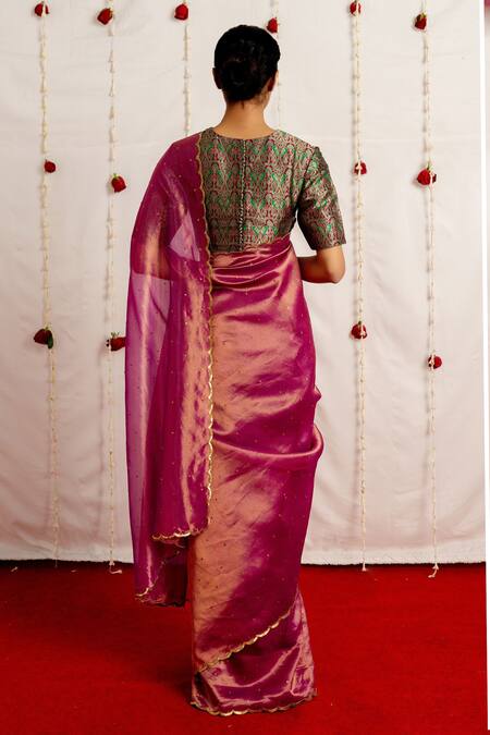 Shop Mimamsaa Magenta Tissue Silk Woven Geometric Irhaa Saree With Pattern Blouse at Aza Fashions Shop_Mimamsaa_Magenta Tissue Silk Woven Geometric Irhaa Saree With Pattern Blouse _at_Aza_Fashions