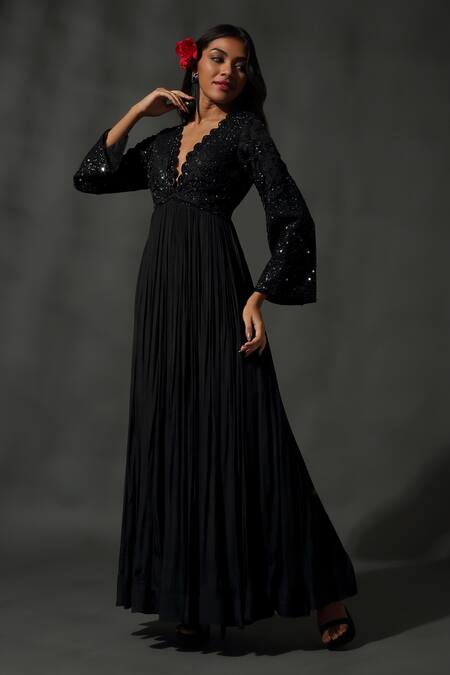 Buy_Priyanka Jain_Black Silk Sequins, Beads V-neck Floral Embroidered Anarkali Pant Set _Online_at_Aza_Fashions