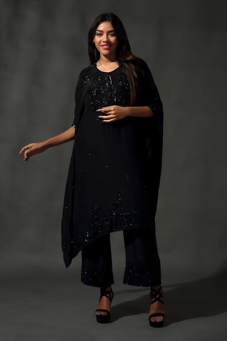 Priyanka Jain_Black Silk, Viscose Sequins, Beads Floral Vine Embroidered Kaftan With Pant _Online_at_Aza_Fashions