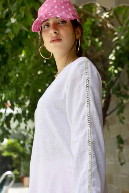 Buy_Gulaal_White Cotton Lace V-neck A-line Tunic And Cargo Pant_Online_at_Aza_Fashions
