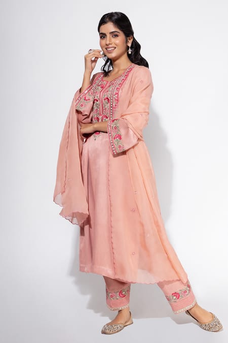Nemaani Mirror & Thread Embroidered Kurta Pant Set 