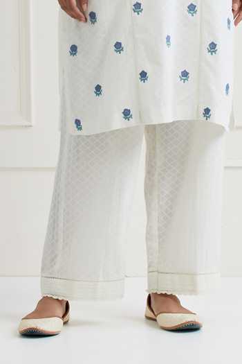 Shop_Nemaani_Off White Cotton Lace Split V-neck Thread Embroidered Kurta And Pant Set _Online_at_Aza_Fashions