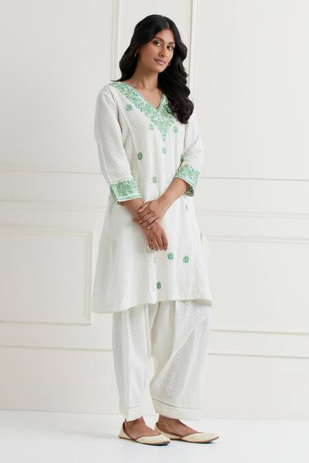 Nemaani Off White Cotton Embroidery, Lace V-neck Thread Kurta And Pant Set Online at Aza Fashions Nemaani_Off White Cotton Embroidery, Lace V-neck Thread Kurta And Pant Set _Online_at_Aza_Fashions