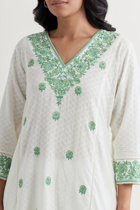 Nemaani Off White Cotton Embroidery, Lace V-neck Thread Kurta And Pant Set at Aza Fashions Nemaani_Off White Cotton Embroidery, Lace V-neck Thread Kurta And Pant Set _at_Aza_Fashions