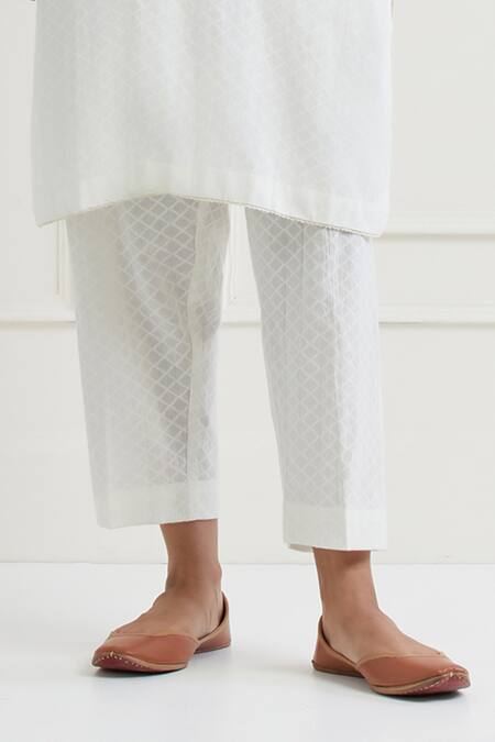 Nemaani Off White Cotton Embroidery V-neck Tonal Thread Kurta And Pant Set at Aza Fashions Nemaani_Off White Cotton Embroidery V-neck Tonal Thread Kurta And Pant Set _at_Aza_Fashions