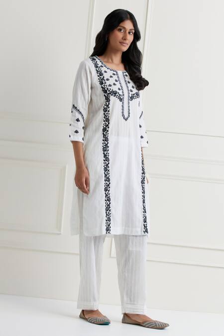 Buy Nemaani Off White Cotton Embroidery Round Neck Floral Thread Kurta Pant Set Online at Aza Fashions Buy_Nemaani_Off White Cotton Embroidery Round Neck Floral Thread Kurta Pant Set _Online_at_Aza_Fashions