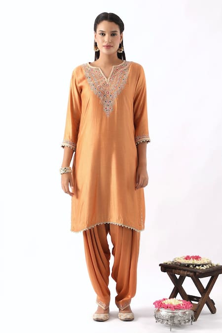 Nemaani_Orange Organza, Chanderi Silk Embroidery Split V-neck Dori Kurta Salwar Set _Online_at_Aza_Fashions