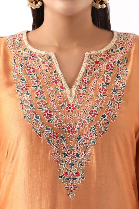 Shop_Nemaani_Orange Organza, Chanderi Silk Embroidery Split V-neck Dori Kurta Salwar Set _Online_at_Aza_Fashions
