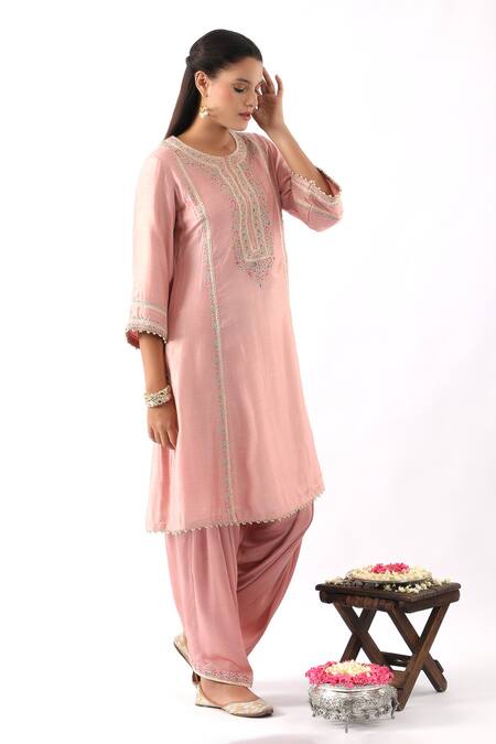 Shop_Nemaani_Pink Chanderi Silk, Modal, Organza Dori And Thread Work Kurta Salwar Set _Online_at_Aza_Fashions