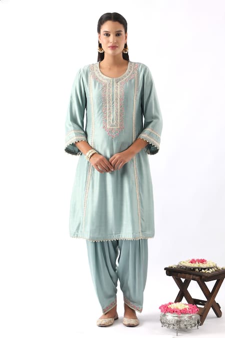 Buy_Nemaani_Blue Organza, Chanderi Silk, Modal Embroidery Round Flower Kurta Salwar Set _Online_at_Aza_Fashions