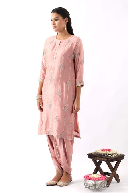 Buy_Nemaani_Pink Organza, Modal, Chanderi Silk Embroidery Round Flower Kurta Dhoti Pant Set _Online_at_Aza_Fashions