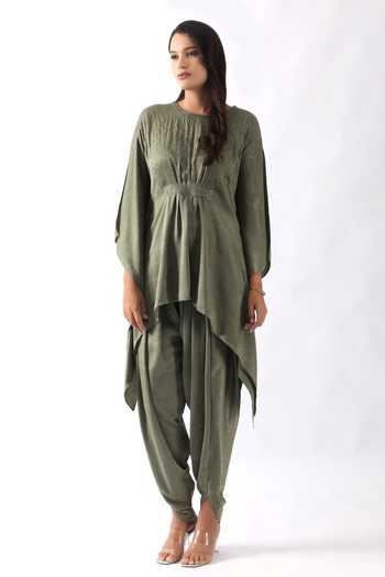 Buy_Nemaani_Green Satin Metallic Thread Nalki Embroidered Bodice Kaftan With Dhoti Pant _Online_at_Aza_Fashions
