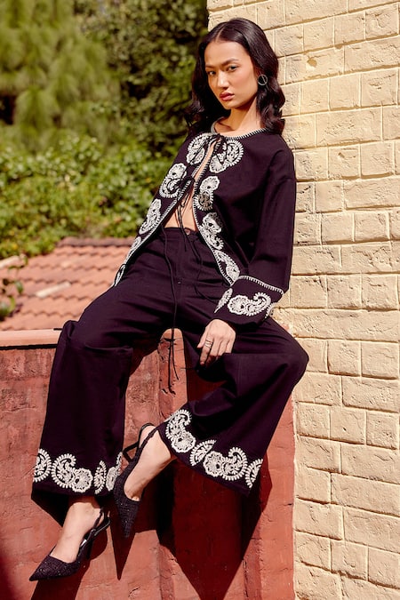 Buy BLACK TIE-WAIST STRAIGHT FIT TROUSER for Women Online in India