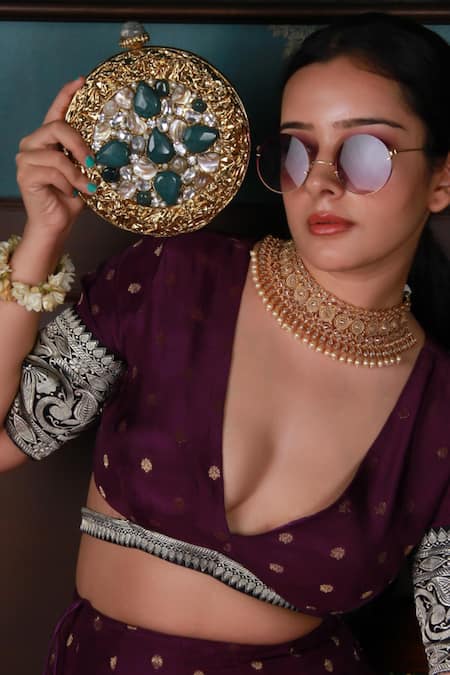 Buy_The Tan Clan_Gold Crystals, Zari Qurbat Mother Of Pearls Embellished Clutch 