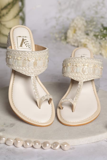 Shop House Of Vian White Cut Work, Stones, Beads Nooriya And Kolhapuri Block Heels at Aza Fashions Shop_House Of Vian_White Cut Work, Stones, Beads Nooriya And Kolhapuri Block Heels _at_Aza_Fashions