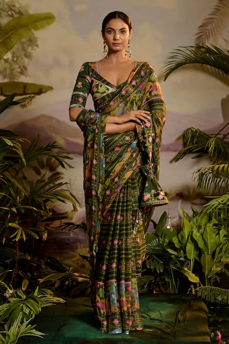 Baise Gaba Falguni Stripe Print Saree With Unstitched Blouse Piece 