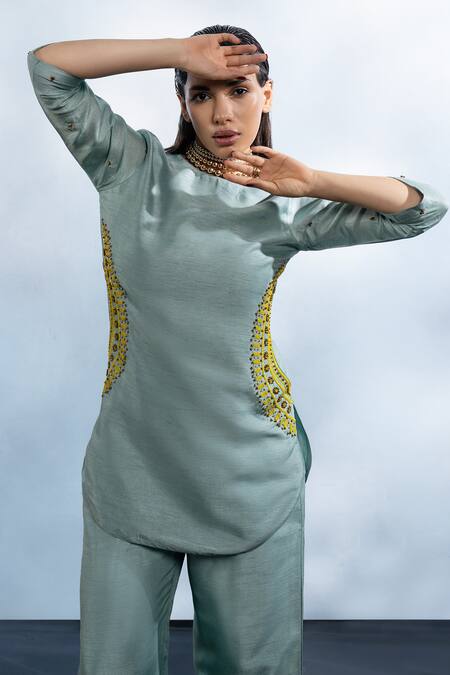 Mona And Vishu_Blue Silk Embroidery Round Neck Resham And Bead Kurta Pant Set _Online_at_Aza_Fashions