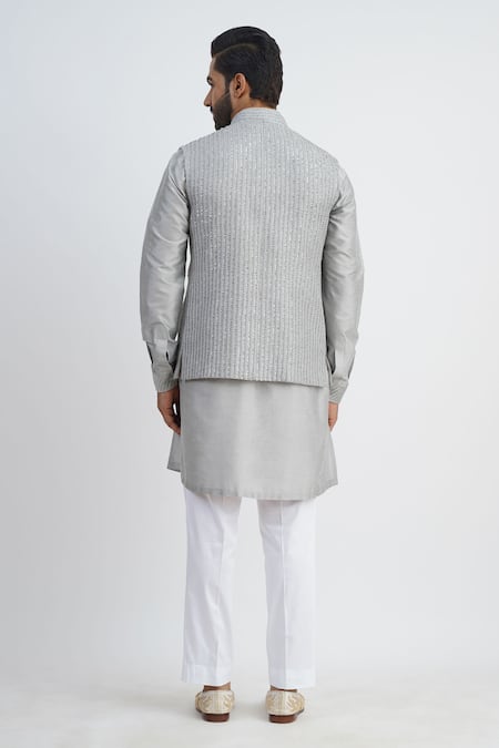 Sankalan - Men Sequins Hand Embroidered Bundi Jacket Set 