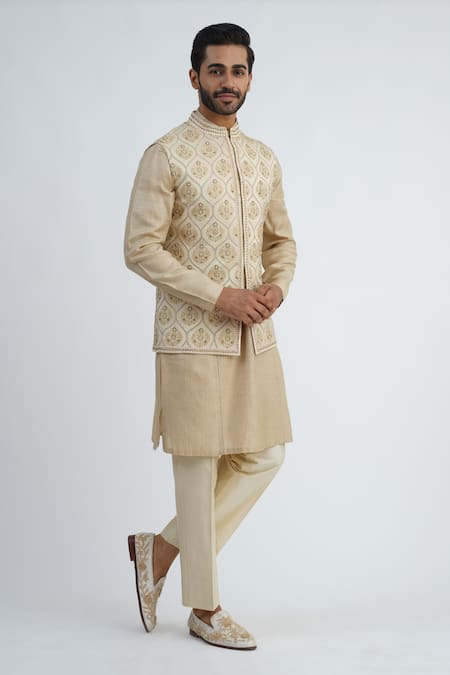 Sankalan - Men_Beige Dupion Silk Hand Embroidered Floral Bundi Jacket Set _Online_at_Aza_Fashions